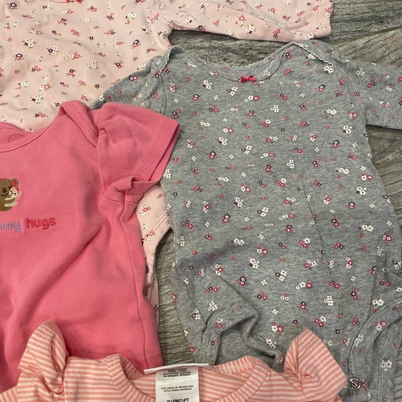 12 Month Carters and other brand bundle - Picture 5 of 5